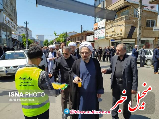 دسته سوگواری مرزنشینان آستارا در سوگ امام خمینی (ره)‎ + تصاویر